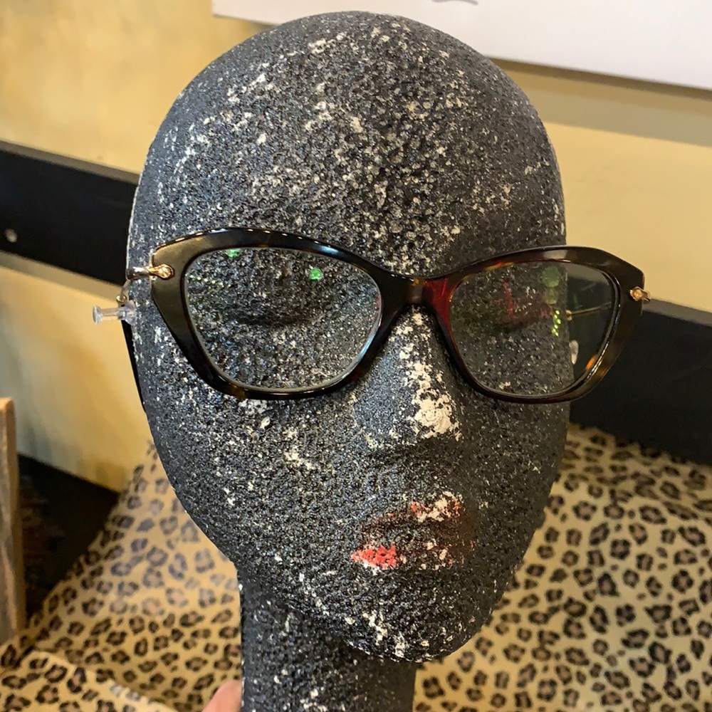 MIU MIU GLASSES